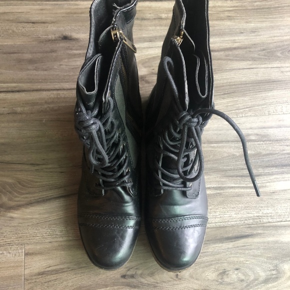 Black & Grey Candies Canavs Pleather Moto Boot Size 6 - Picture 3 of 7